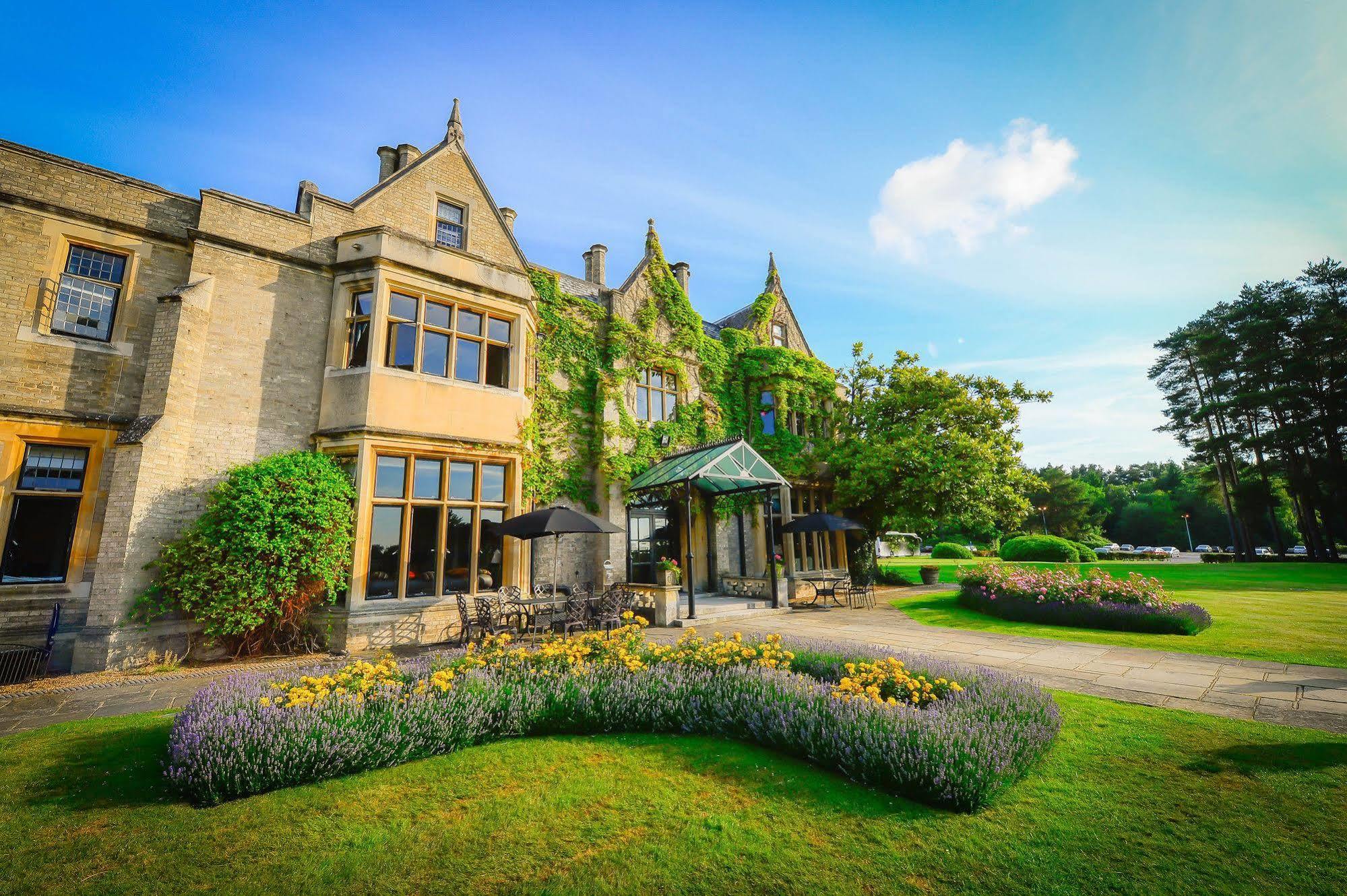 Foxhills Club & Resort Ottershaw Luaran gambar